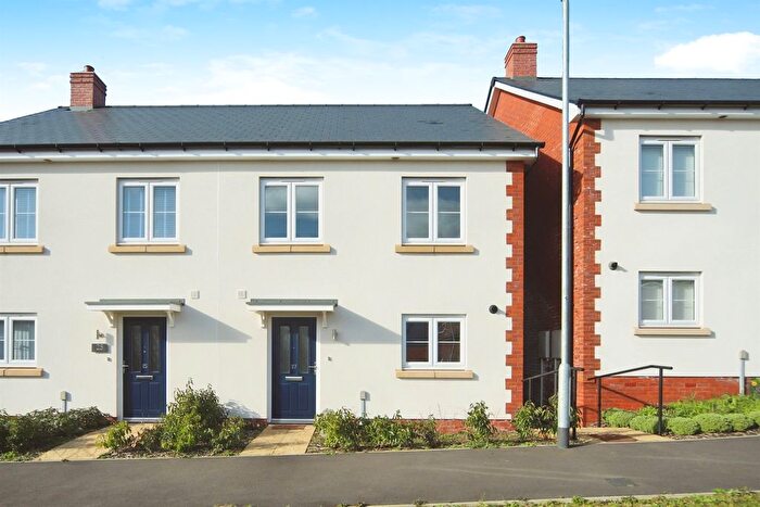 3 Bedroom Semi-Detached House For Sale In Ashmeads Close, Rumwell, Taunton, TA4