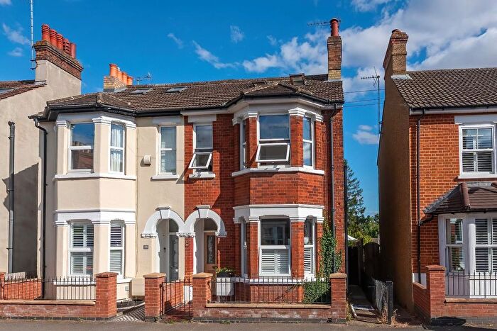 4 Bedroom Semi-Detached House For Sale In Springfield Road, Leighton Buzzard, LU7