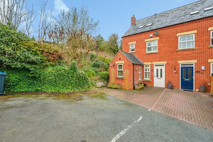 3 Bedroom Semi Detached House For Sale In South Street, Ashbourne, DE6