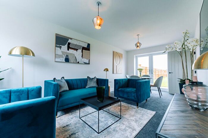4 Bedroom Semi-Detached House To Rent In The Meadows, Quadring, PE11