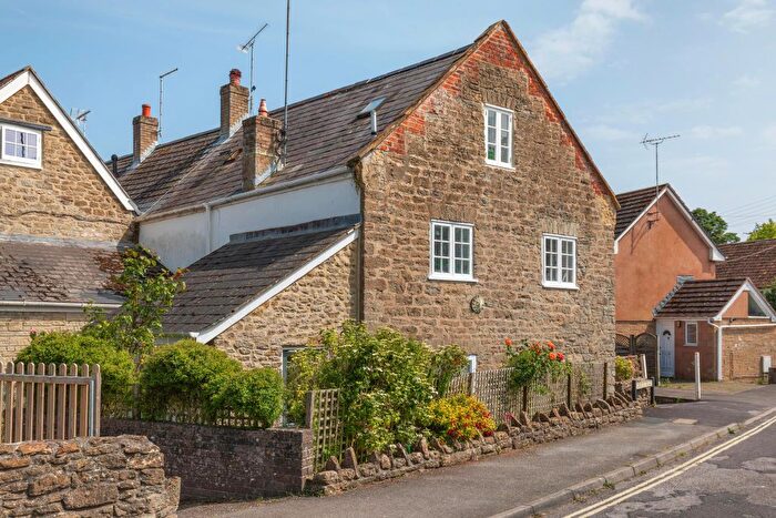 2 Bedroom Detached House For Sale In Diment Square, Bridport, DT6