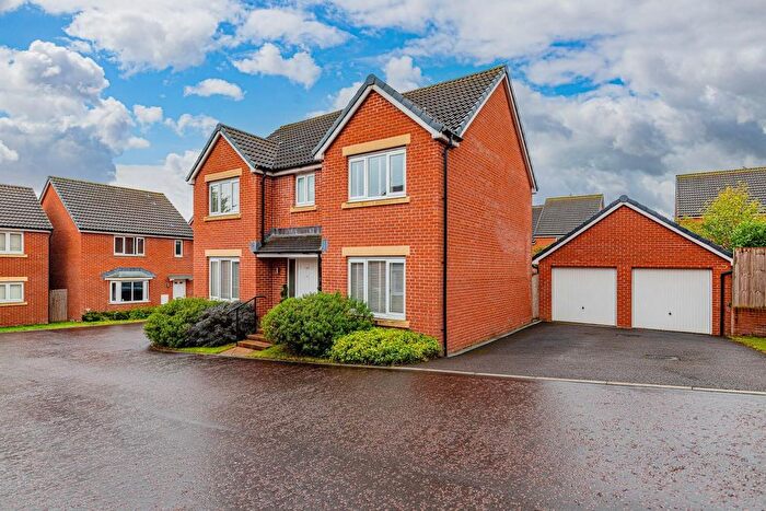 4 Bedroom Detached House For Sale In Heol Bennett, Old St. Mellons, Cardiff, CF3