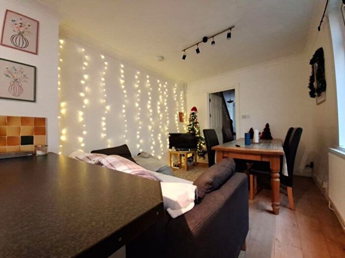 4 Bedroom Terraced House To Rent In Tewkesbury Place, Cathays, CF24