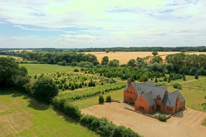 5 Bedroom Detached House For Sale In Christmas Farm Mears Ashby Northamptonshire, NN6