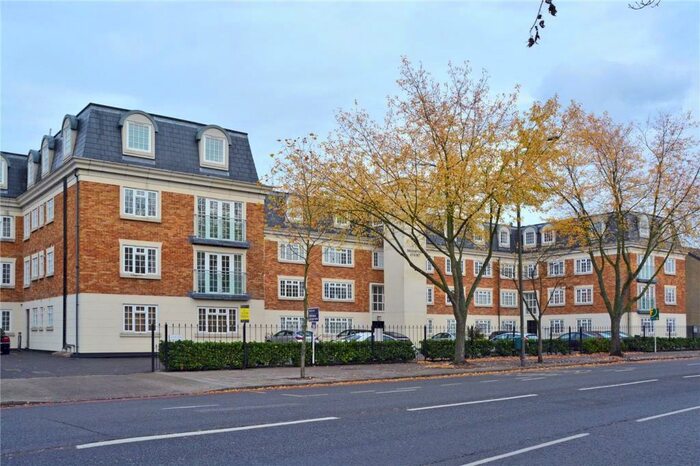 3 Bedroom Apartment To Rent In Brompton Court, Tweedy Road, Bromley, BR1