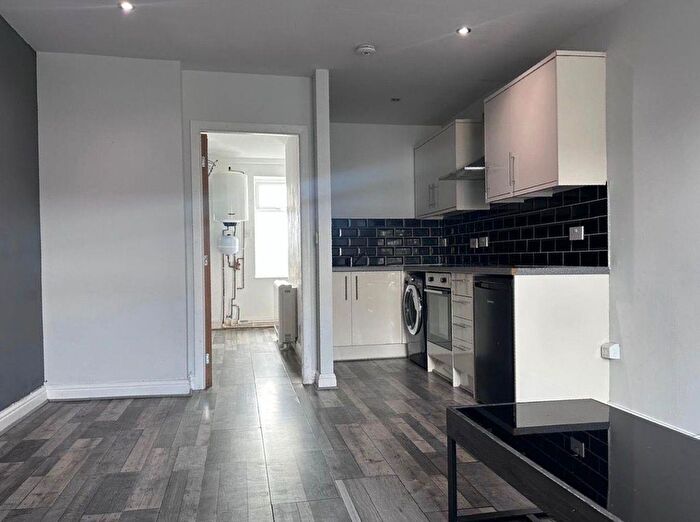 1 Bedroom Flat To Rent In Coal Clough Lane, Burnley, BB11