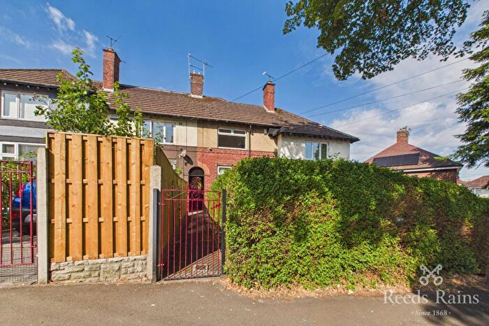 2 Bedroom Terraced House To Rent In Bellhouse Road, Sheffield, S5