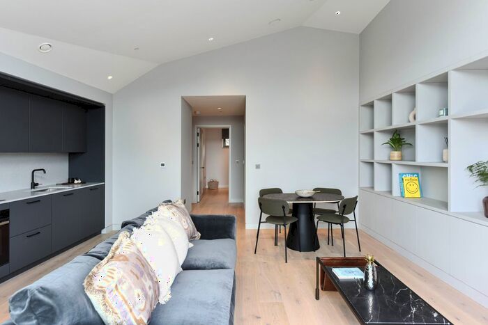 1 Bedroom Flat To Rent In Ganton Street, Carnaby, W1F