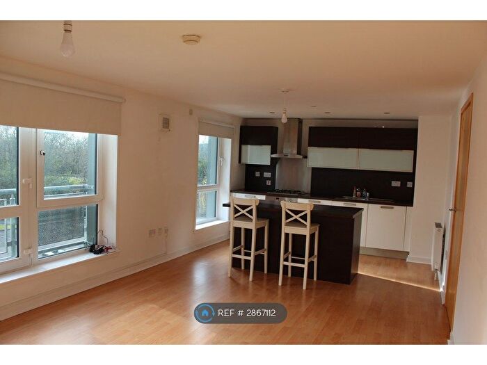 2 Bedroom Flat To Rent In Law Roundabout, East Kilbride, Glasgow, G74
