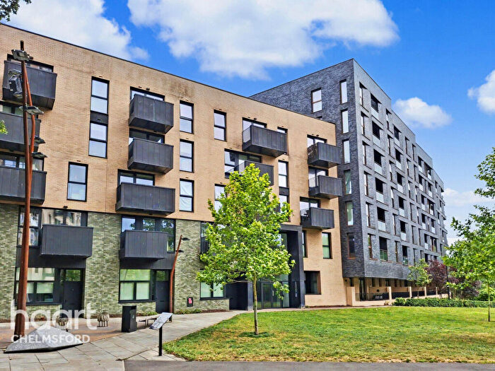 2 Bedroom Duplex For Sale In Burgess Springs, Chelmsford, CM1