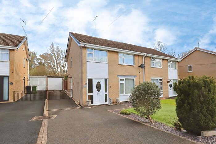 3 Bedroom Semi Detached House For Sale In Trimpley Drive, Kidderminster, DY11