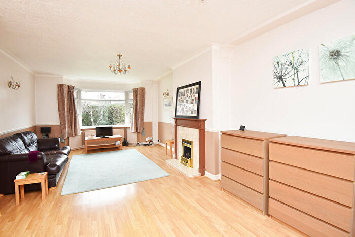 4 Bedroom Semi-Detached House For Sale In St Leonard's Road, Harrogate, HG2