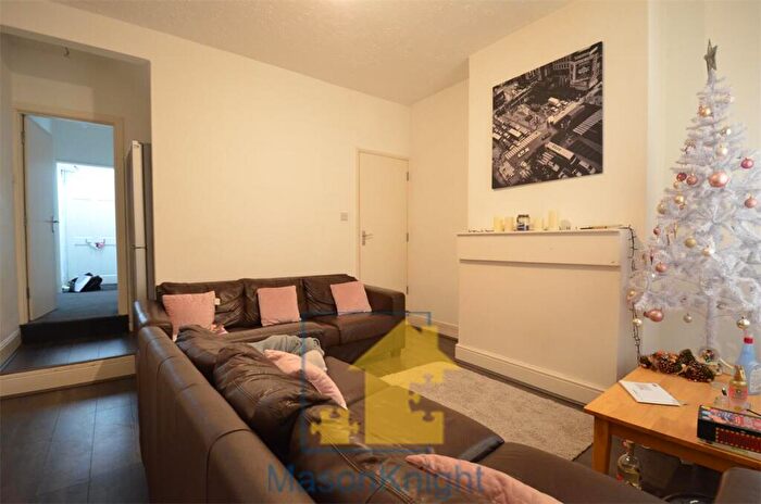 4 Bedroom Terraced House To Rent In Westminster Road, Selly Oak, B29