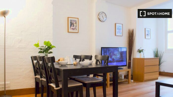 2 Bedroom Flat To Rent In -9 Hoxton Square, N1