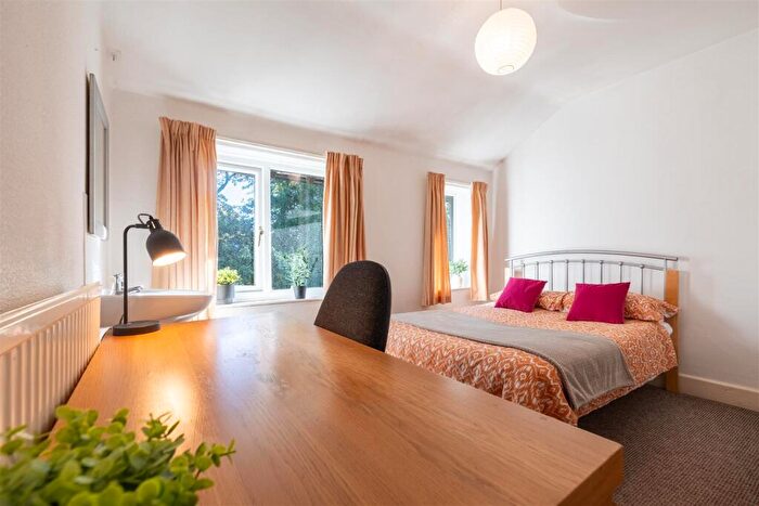 4 Bedroom Private Halls To Rent In Kenilworth Place, Lancaster, LA1