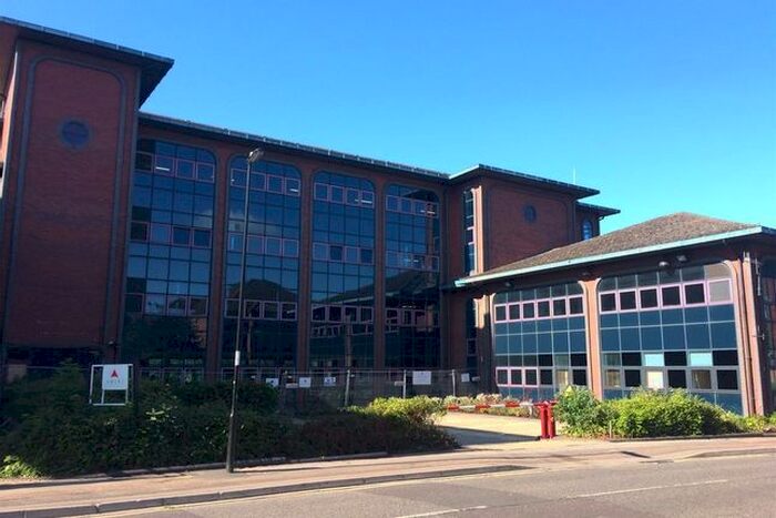 1 Bedroom Flat To Rent In Millbrook Road East, Southampton, SO15