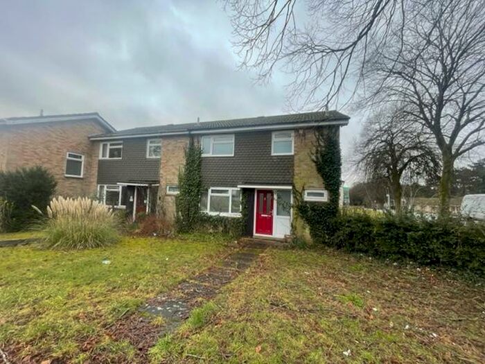 3 Bedroom House To Rent In Kettering Road North, Northampton, NN3