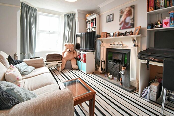 1 Bedroom Apartment For Sale In Spring Road, Kempston, Bedford, MK42
