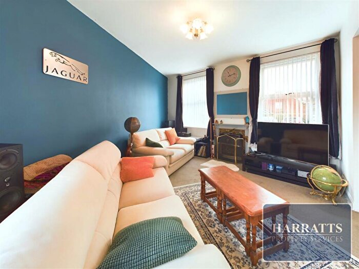 3 Bedroom End Of Terrace House For Sale In Hulme Street, Stockport, SK1