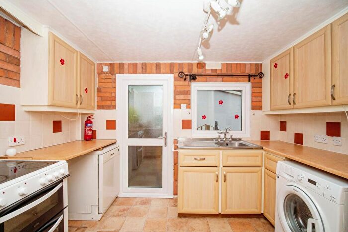 2 Bedroom Park Home For Sale In Oaklands Park, Crossways, Dorchester, DT2