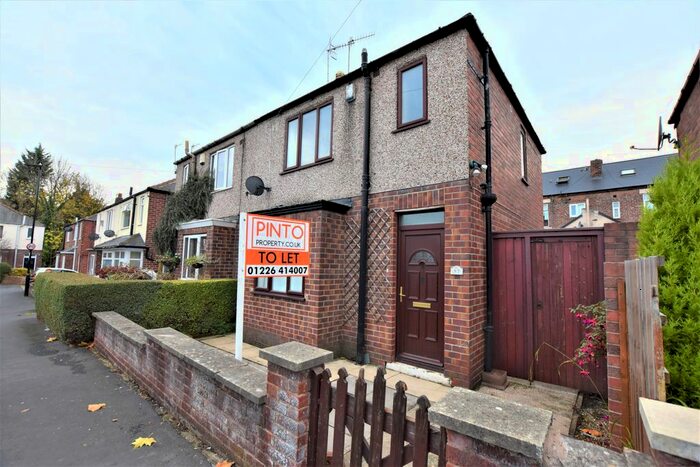 3 Bedroom Semi-Detached House To Rent In Rosedale Gardens, Sheffield S11