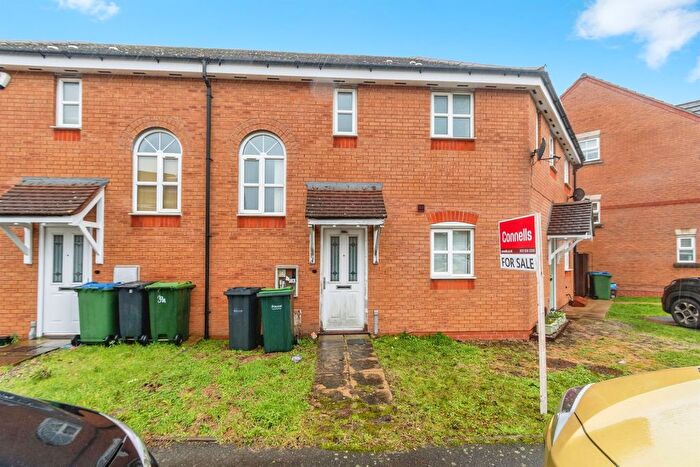 2 Bedroom Maisonette For Sale In Manifold Way, Wednesbury, WS10