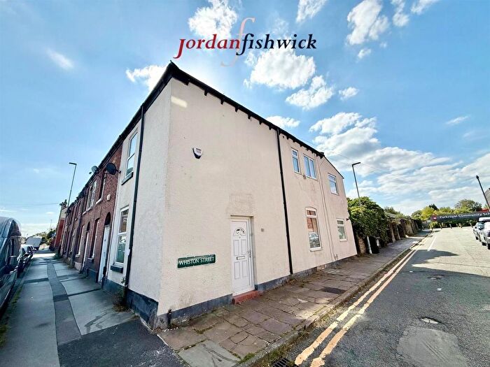 3 Bedroom End Of Terrace House For Sale In Bond Street, Macclesfield, SK11
