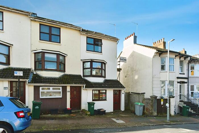4 Bedroom End Of Terrace House For Sale In Franklin Road, Brighton, BN2