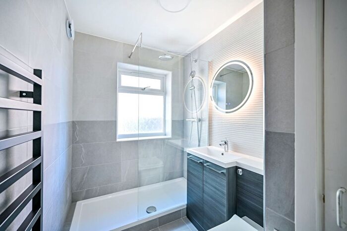 1 Bedroom Flat To Rent In Denmark Road, Kingston, Kingston Upon Thames, KT1