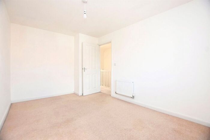 3 Bedroom Town House For Sale In Andrews Walk, Blackburn, Lancashire, BB2