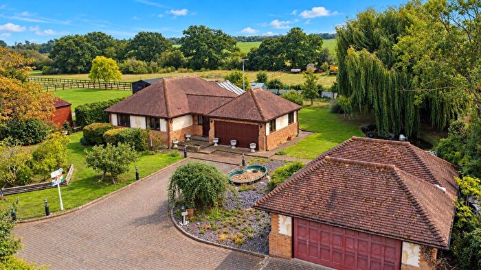 3 Bedroom Detached Bungalow For Sale In Marks Farm Lane, Rettendon Common, CM3