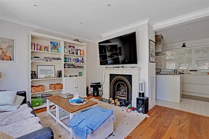 3 Bedroom Terraced House For Sale In Columbine Way, Lewisham, SE13