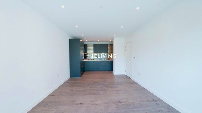 2 Bedroom Flat To Rent In Alington House, London, N8