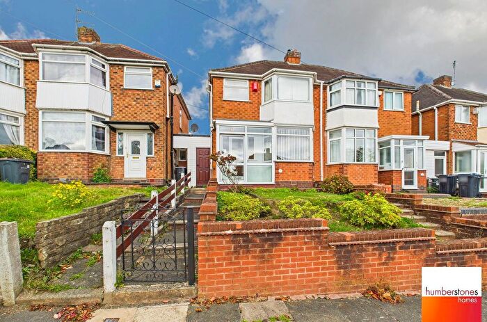 3 Bedroom Semi-Detached House For Sale In Higgins Lane, Quinton, B32