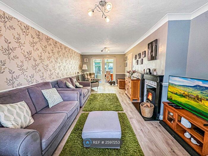 3 Bedroom Terraced House To Rent In Abbotts Drive, Stanford-Le-Hope, SS17