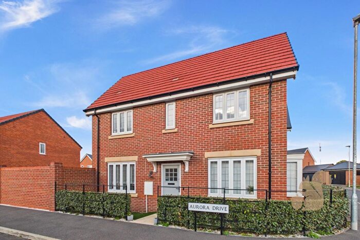 3 Bedroom Detached House For Sale In Aurora Drive, Colchester, CO2