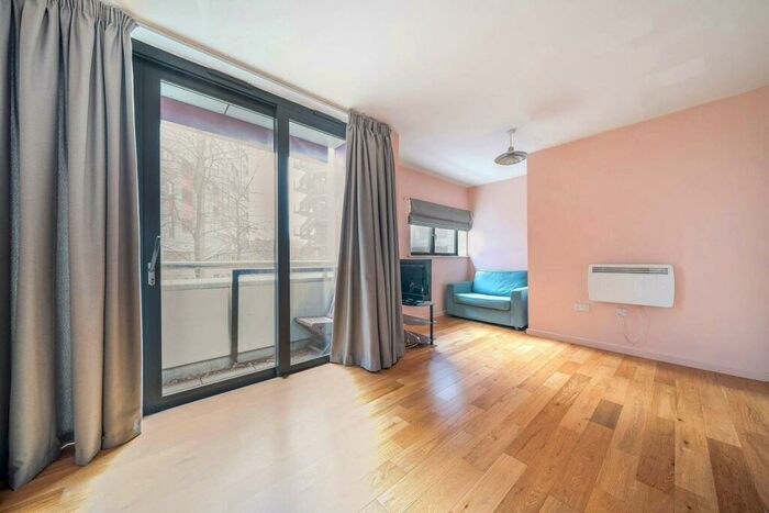 1 Bedroom Flat To Rent In Ashburton Triangle, Arsenal, London, N5