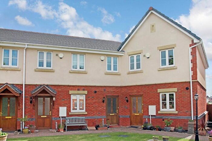 2 Bedroom Town House To Rent In Canterbury Place, Scott Road, B92