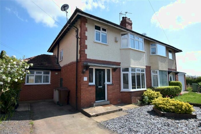 3 Bedroom Semi-Detached House To Rent In Gledhow Wood Grove, Roundhay, Leeds, LS8