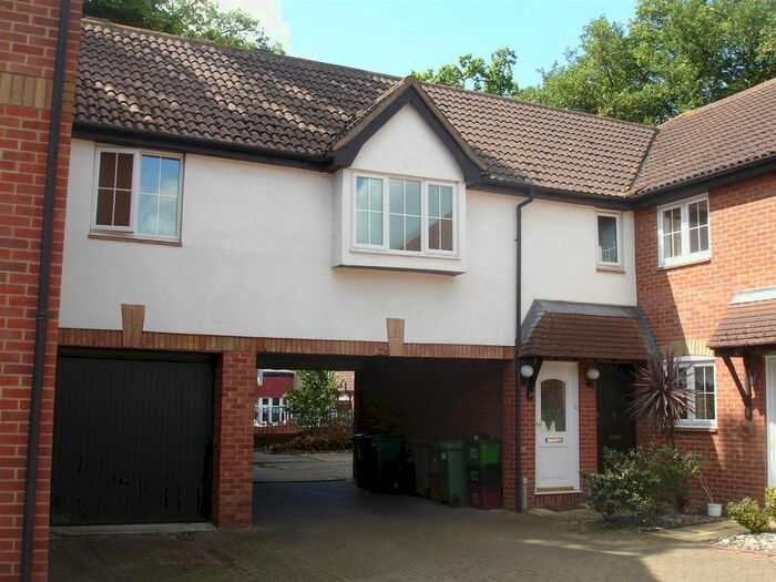 1 Bedroom Flat To Rent In Bay Tree Close, The Hollies, Sidcup, DA15