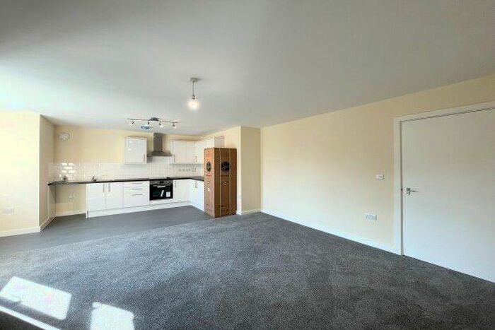 2 Bedroom Flat To Rent In St. Mark's Place, Dagenham, RM10