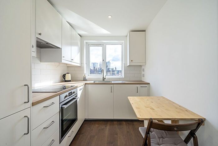 1 Bedroom Flat To Rent In Canfield Gardens, London, NW6