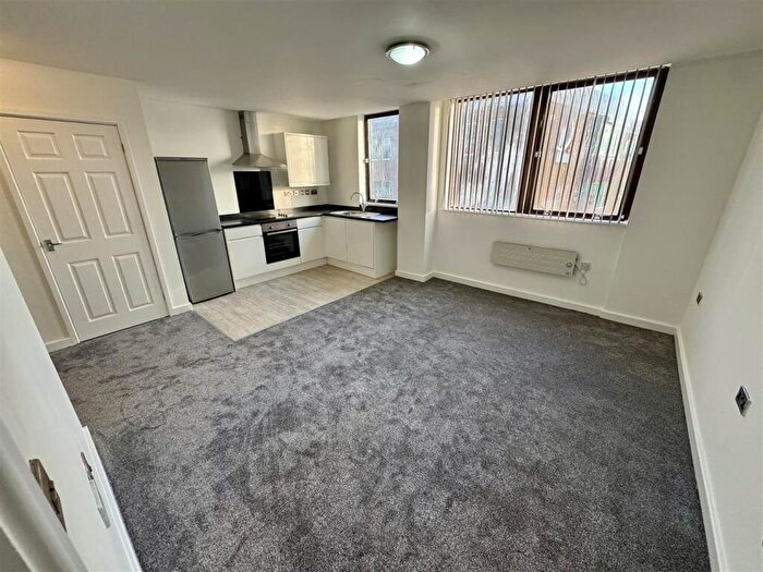 2 Bedroom Apartment For Sale In Priestgate, Peterborough, PE1