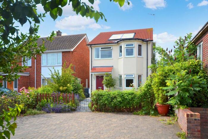 3 Bedroom Detached House To Rent In Trent Road, Chelmsford, CM1