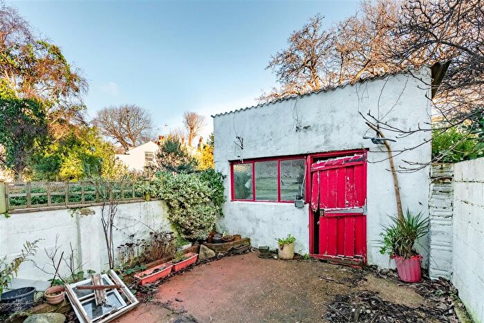 Studio For Sale In Southover Street, Brighton, BN2