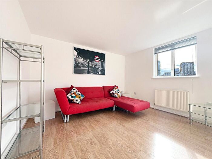 1 Bedroom Flat To Rent In Follett Street, London, E14