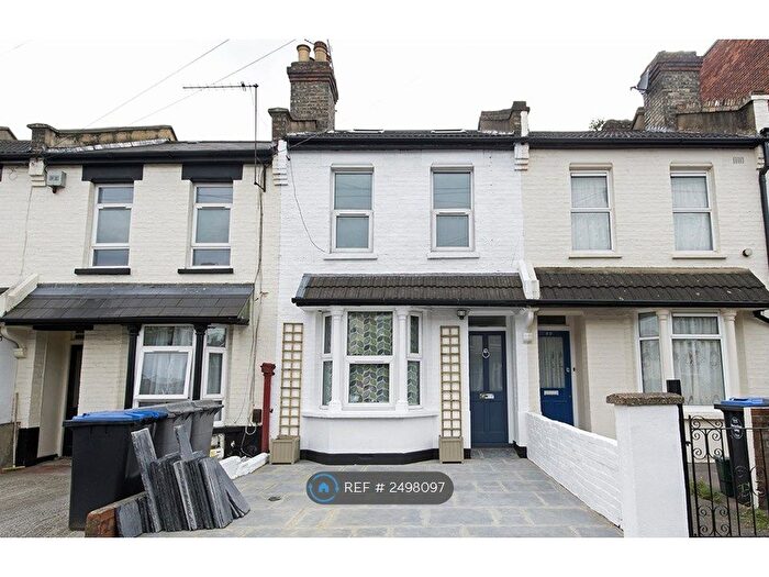 4 Bedroom Terraced House To Rent In Rucklidge Avenue, London, NW10