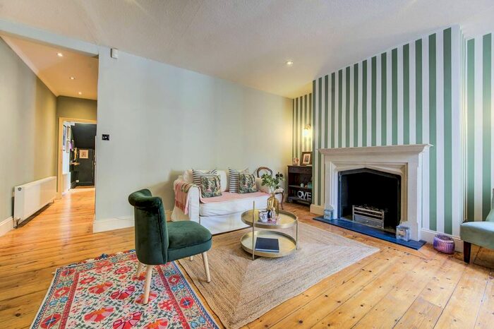 1 Bedroom Flat To Rent In Ongar Road, Fulham, London, SW6