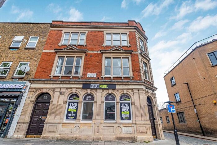 2 Bedroom Flat To Rent In Holloway Road, London, N7