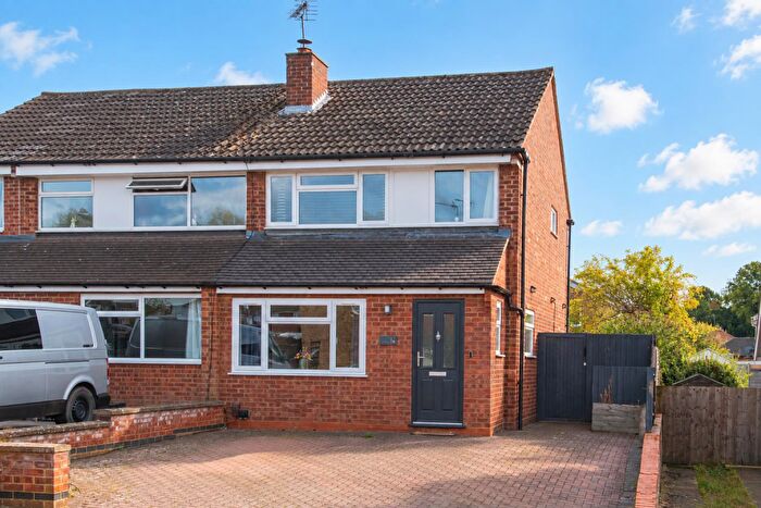 3 Bedroom Semi-Detached House For Sale In Culloden Drive, Kettering, NN15